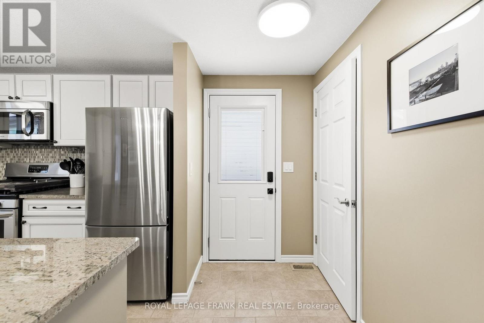 37 Fairway Drive, Clarington (Newcastle), Ontario  L1B 1B4 - Photo 16 - E12521818