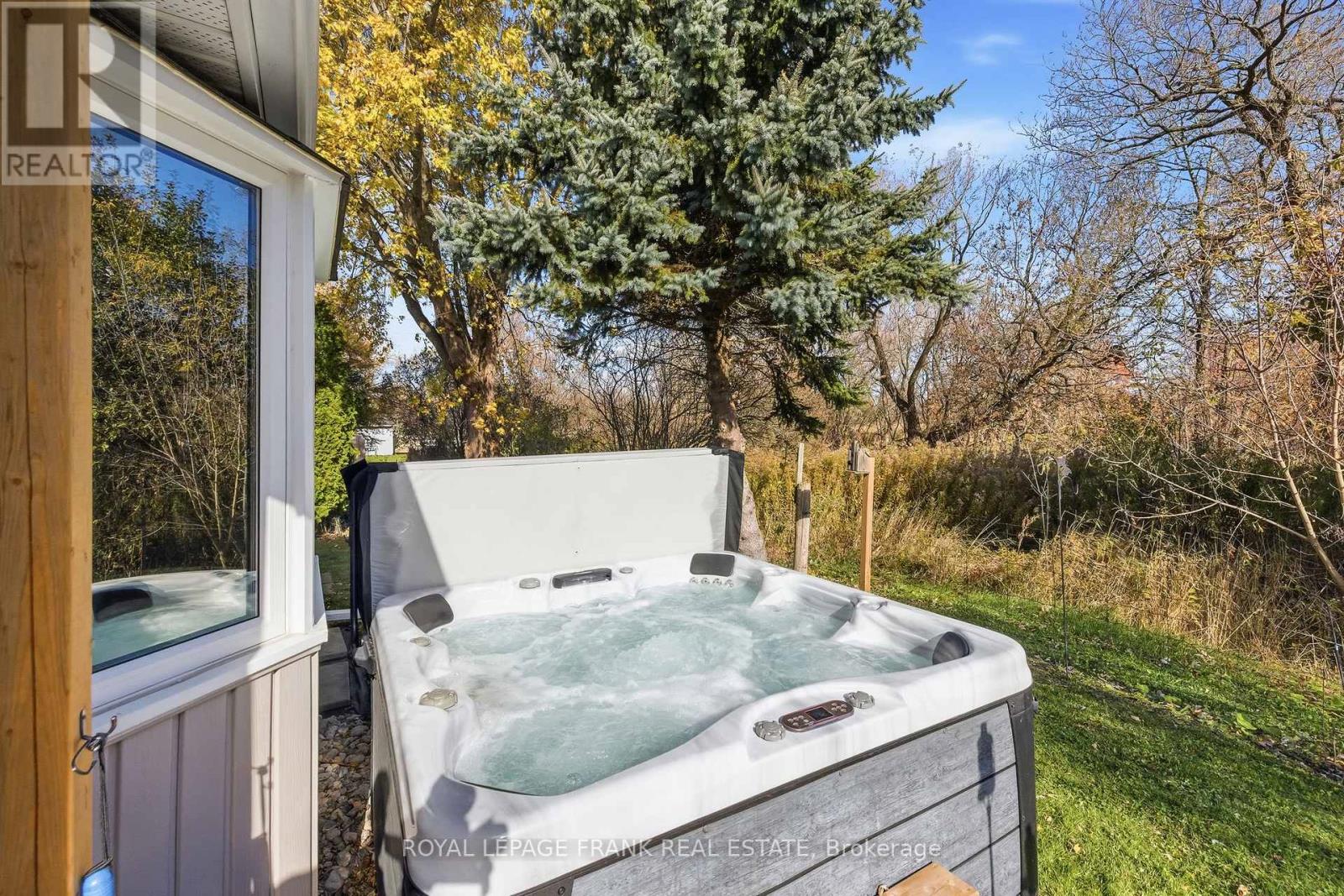 37 Fairway Drive, Clarington (Newcastle), Ontario  L1B 1B4 - Photo 32 - E12521818