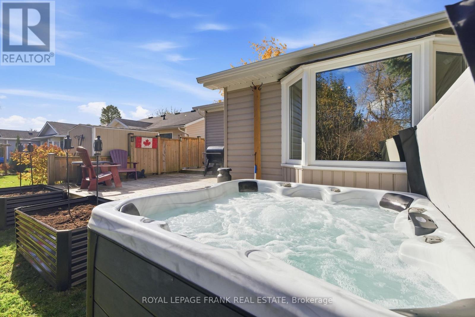 37 Fairway Drive, Clarington (Newcastle), Ontario  L1B 1B4 - Photo 33 - E12521818