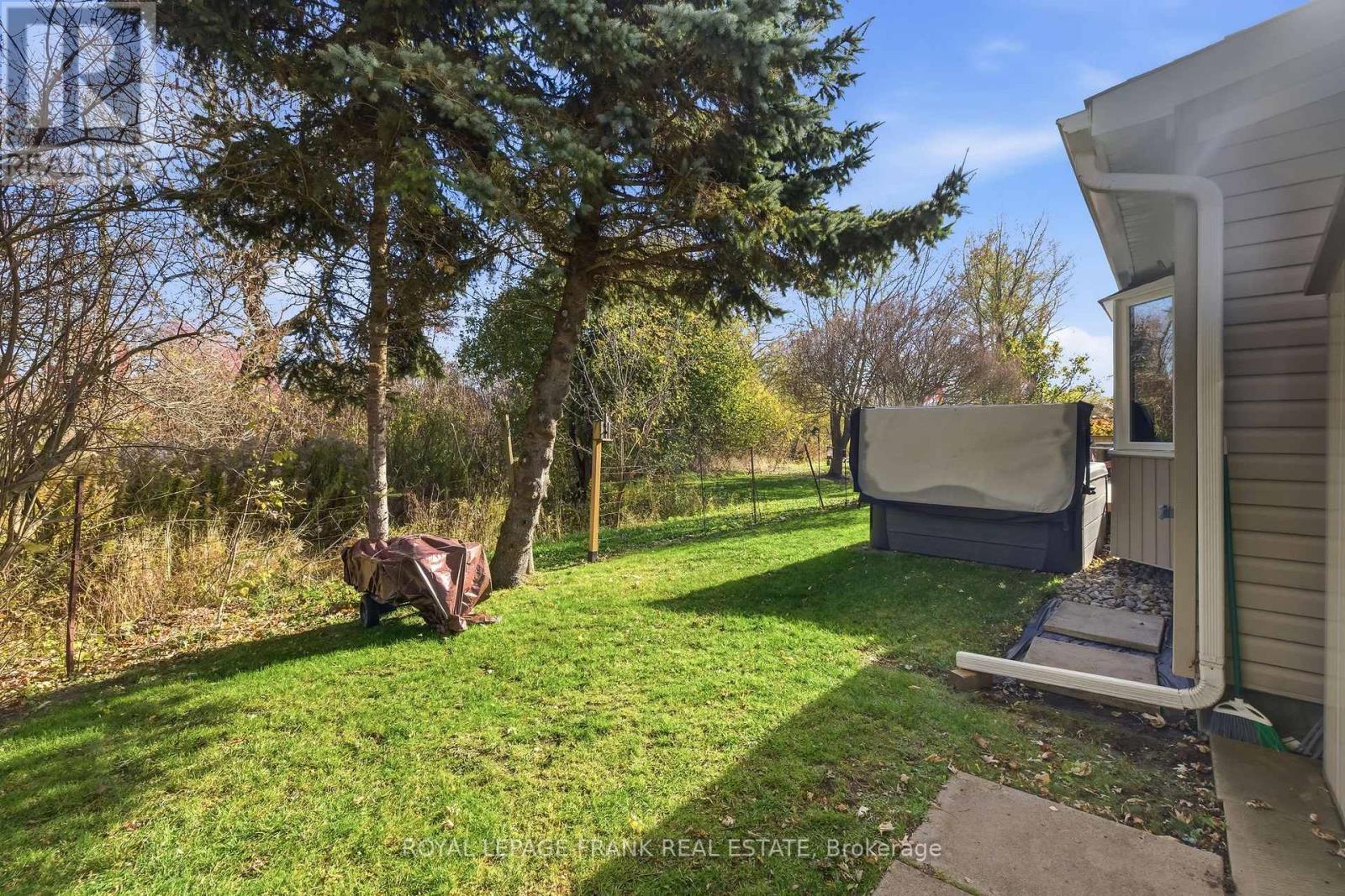 37 Fairway Drive, Clarington (Newcastle), Ontario  L1B 1B4 - Photo 34 - E12521818