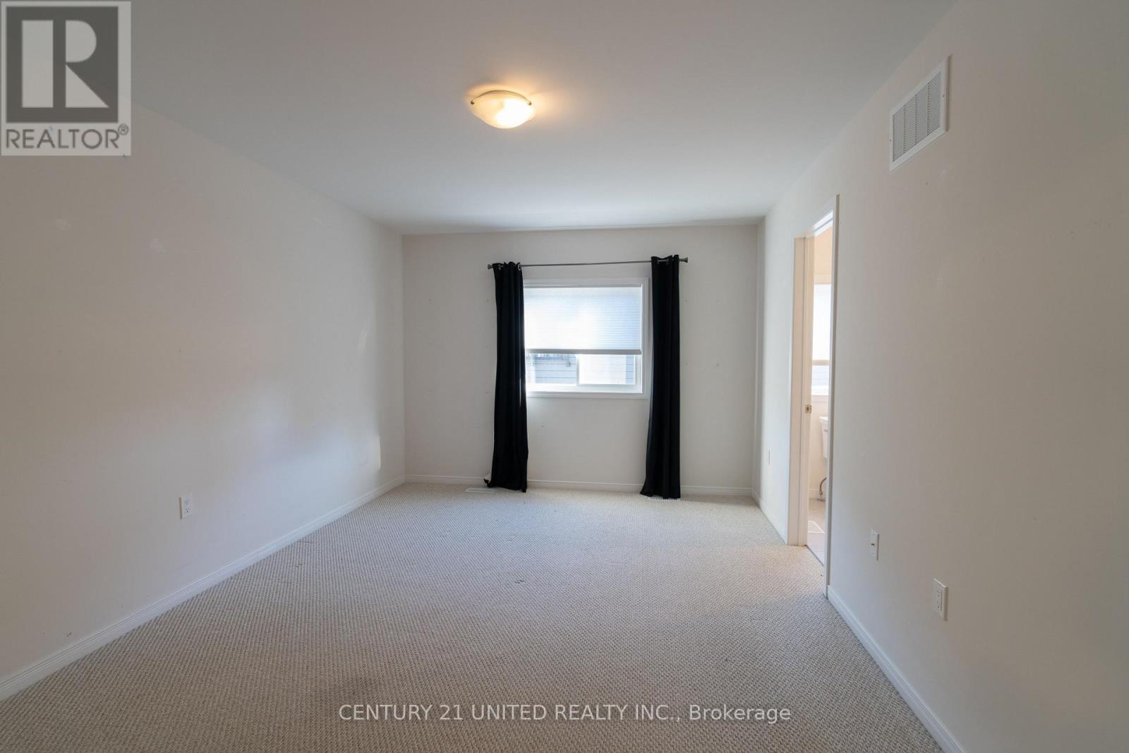 1642 Hetherington Drive, Peterborough (Northcrest Ward 5), Ontario  K9L 1N6 - Photo 10 - X12521992