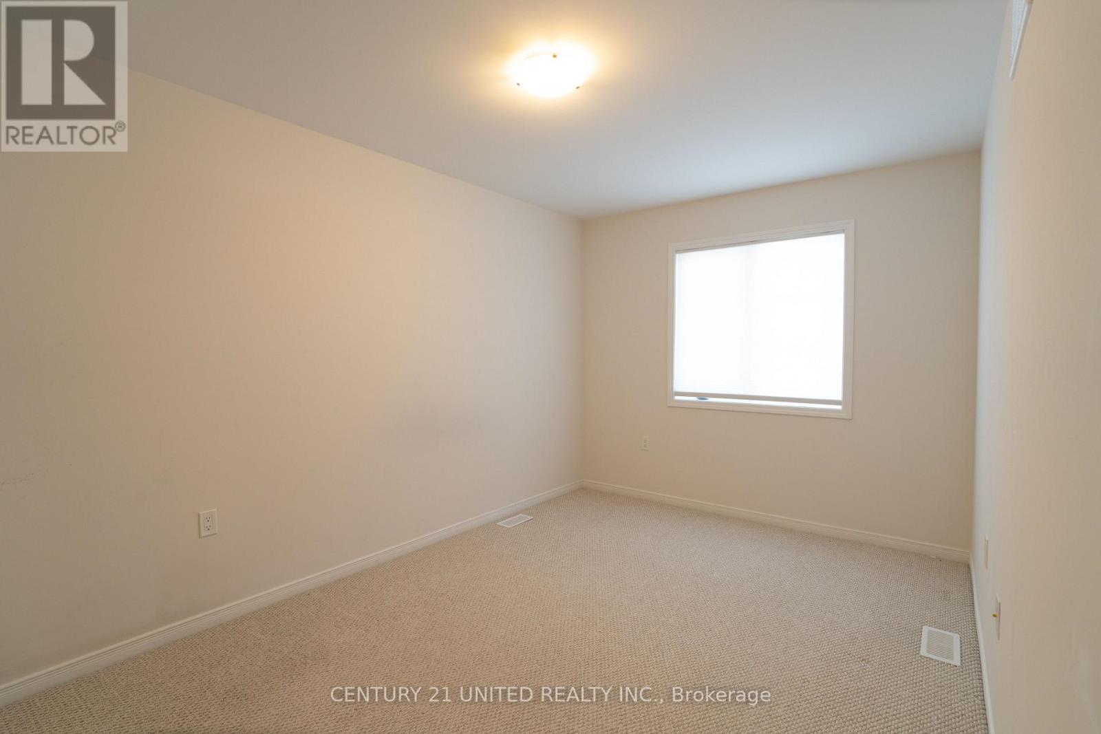 1642 Hetherington Drive, Peterborough (Northcrest Ward 5), Ontario  K9L 1N6 - Photo 11 - X12521992