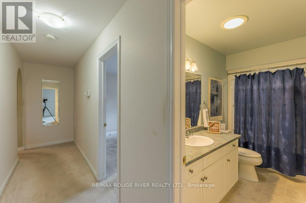 315 Woodward Avenue, Selwyn, Ontario  K9L 1K2 - Photo 27 - X12522606