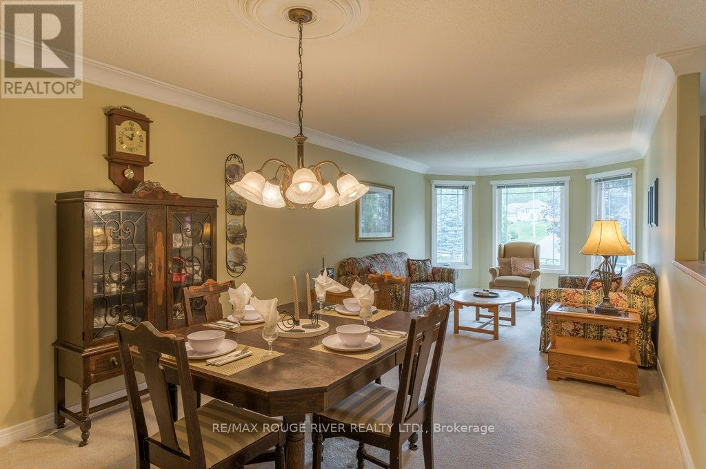 315 Woodward Avenue, Selwyn, Ontario  K9L 1K2 - Photo 8 - X12522606