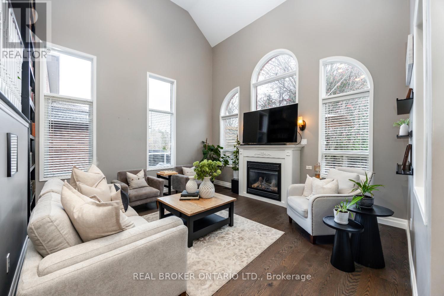 61 Bloom Avenue, Clarington (Newcastle), Ontario  L1B 1N6 - Photo 12 - E12522830