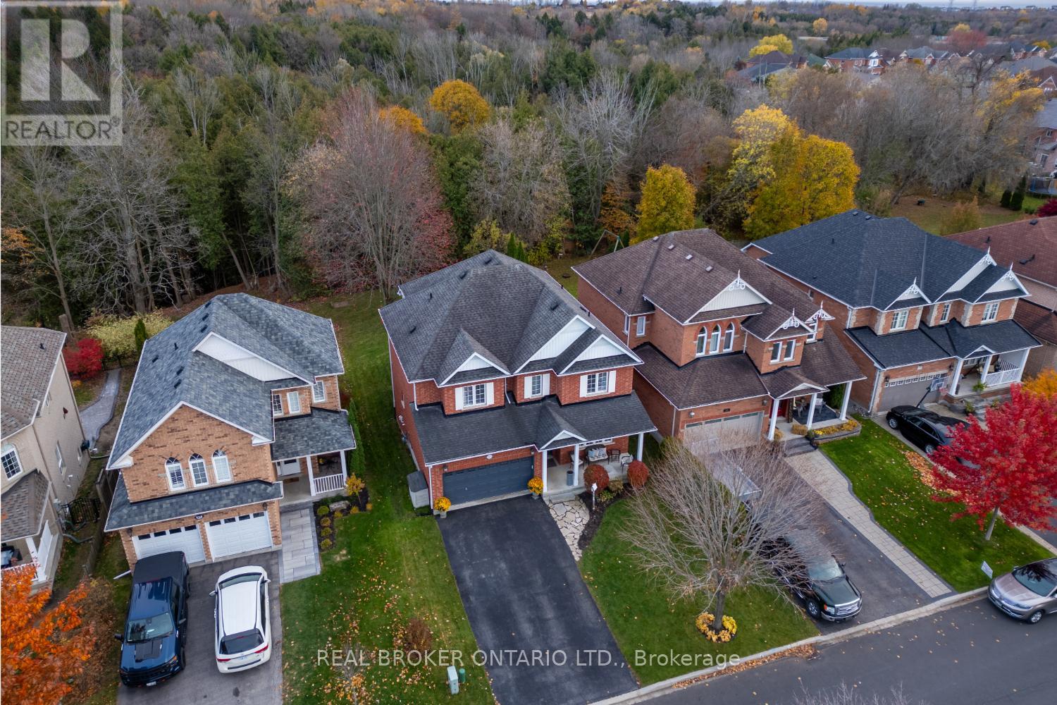 61 Bloom Avenue, Clarington (Newcastle), Ontario  L1B 1N6 - Photo 2 - E12522830