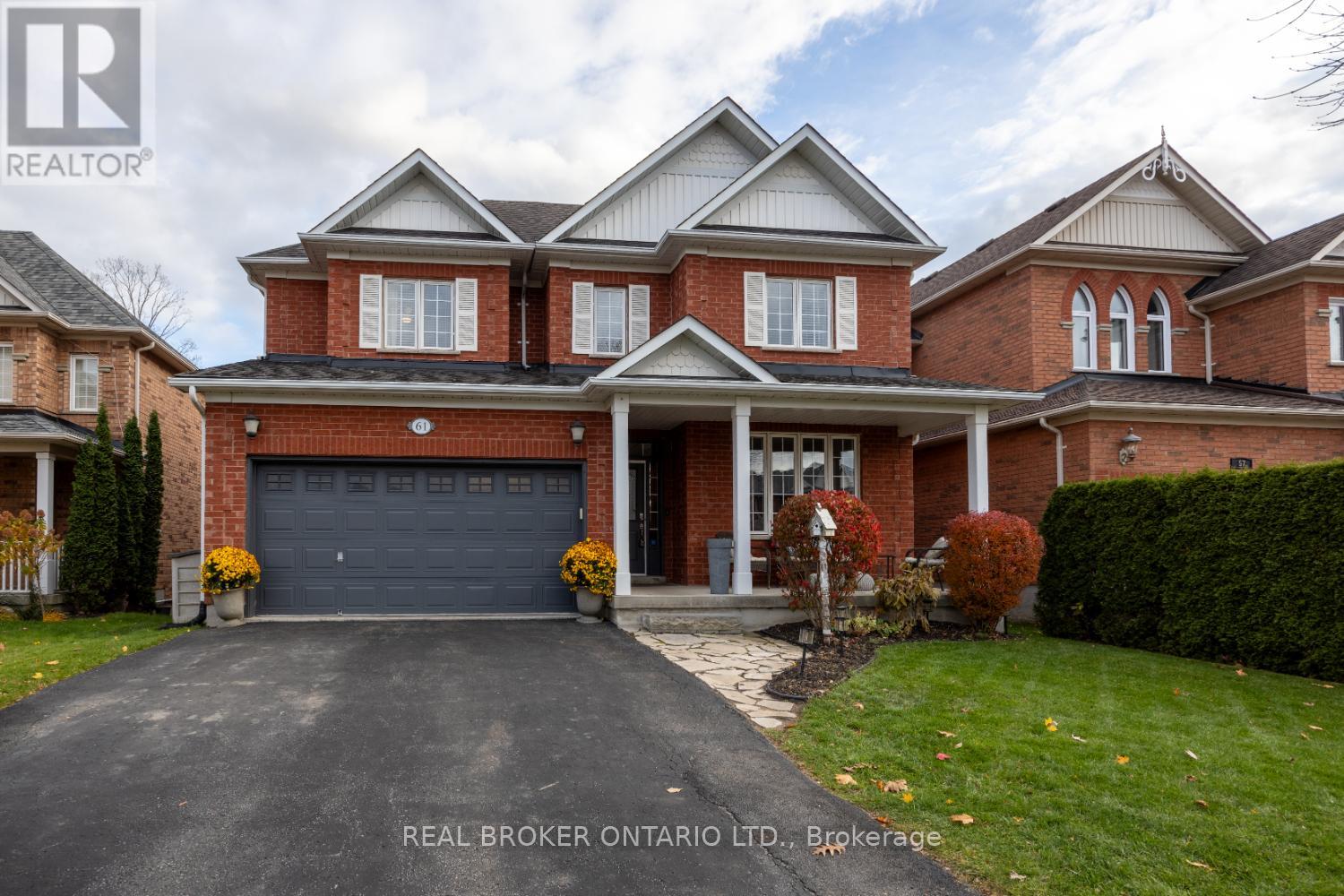 61 Bloom Avenue, Clarington (Newcastle), Ontario  L1B 1N6 - Photo 3 - E12522830
