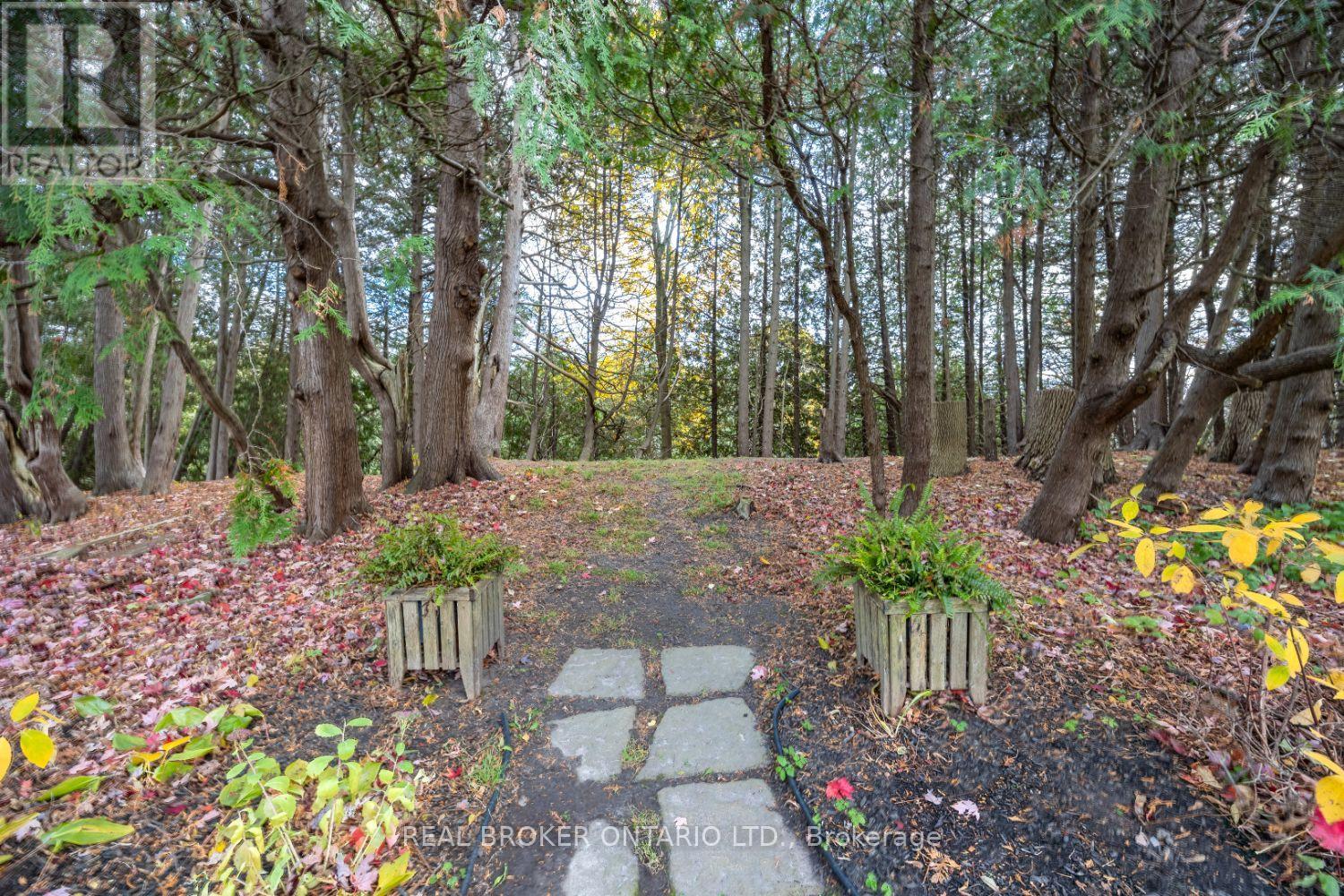 61 Bloom Avenue, Clarington (Newcastle), Ontario  L1B 1N6 - Photo 43 - E12522830