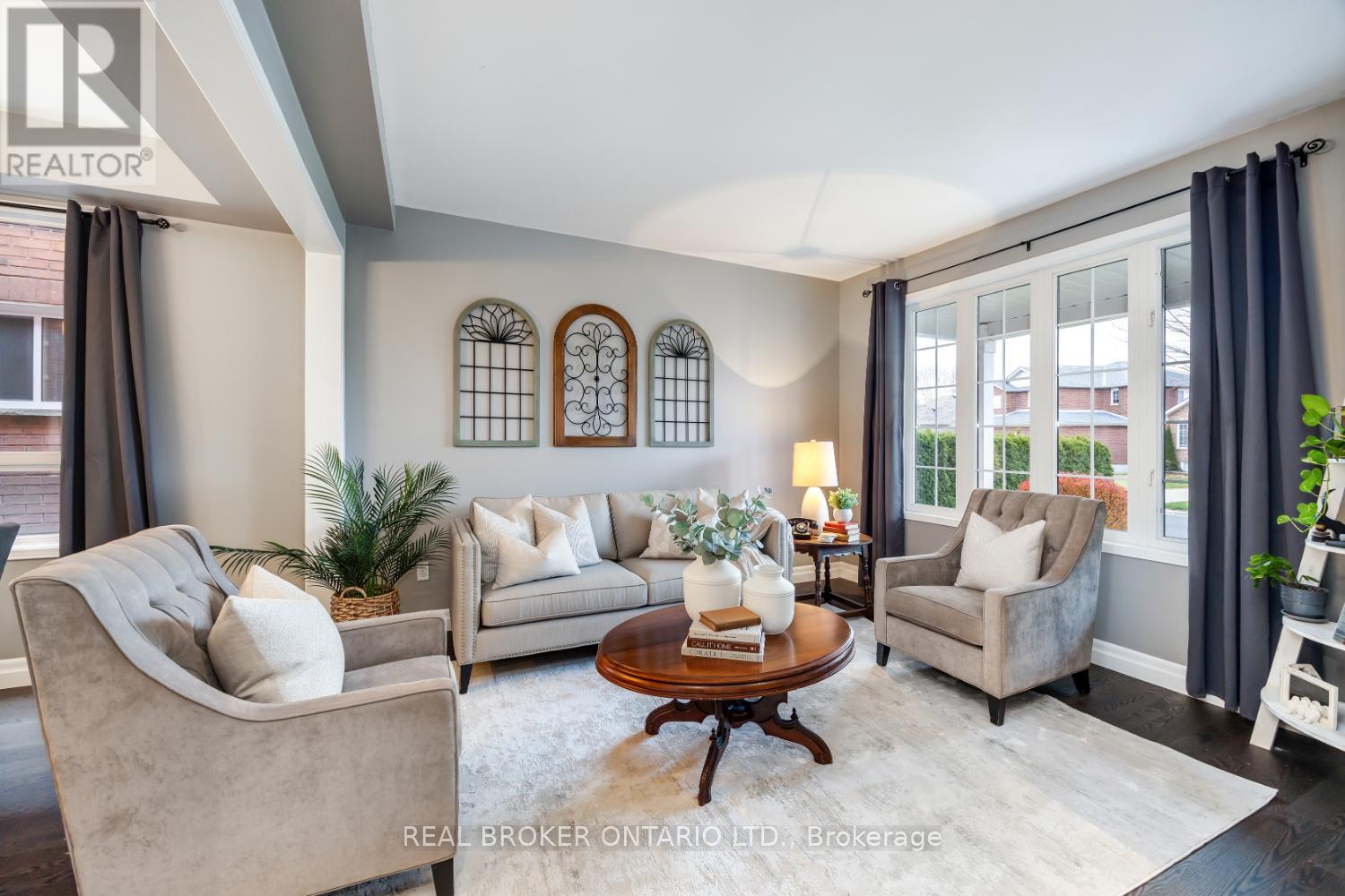 61 Bloom Avenue, Clarington (Newcastle), Ontario  L1B 1N6 - Photo 7 - E12522830