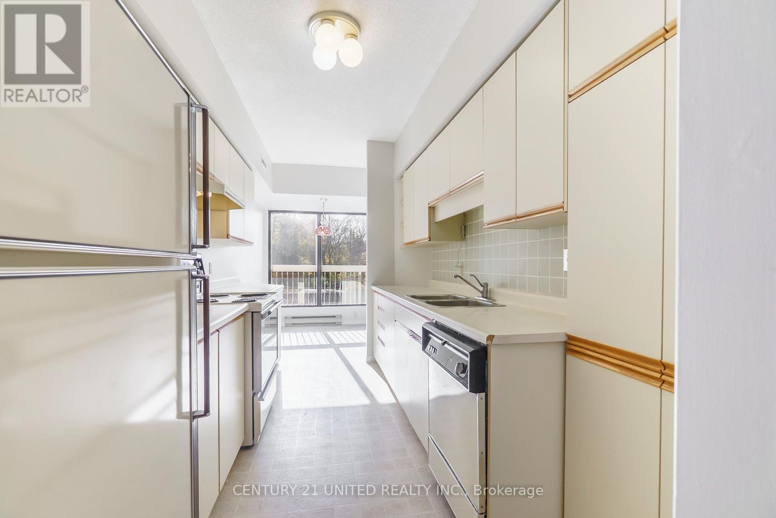 208 - 40 Auburn Street, Peterborough (Ashburnham Ward 4), Ontario  K9H 2G2 - Photo 10 - X12522954