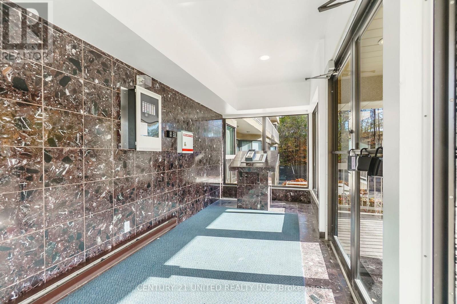 208 - 40 Auburn Street, Peterborough (Ashburnham Ward 4), Ontario  K9H 2G2 - Photo 4 - X12522954