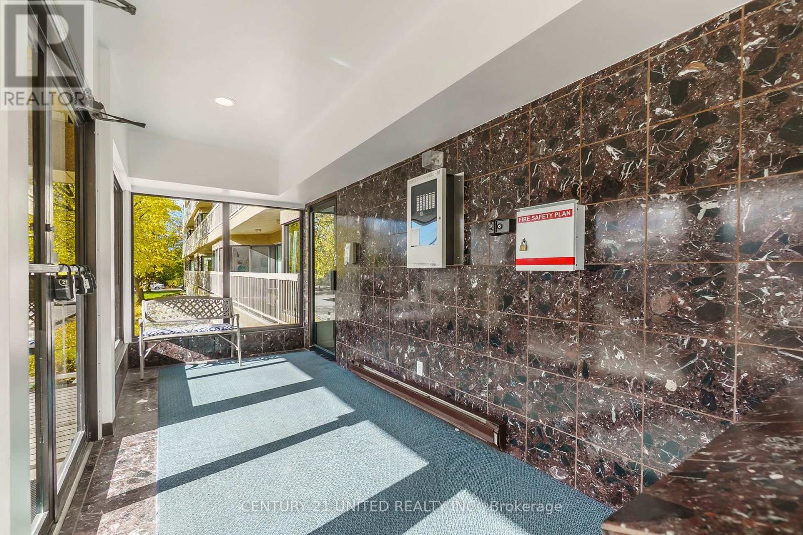 208 - 40 Auburn Street, Peterborough (Ashburnham Ward 4), Ontario  K9H 2G2 - Photo 5 - X12522954