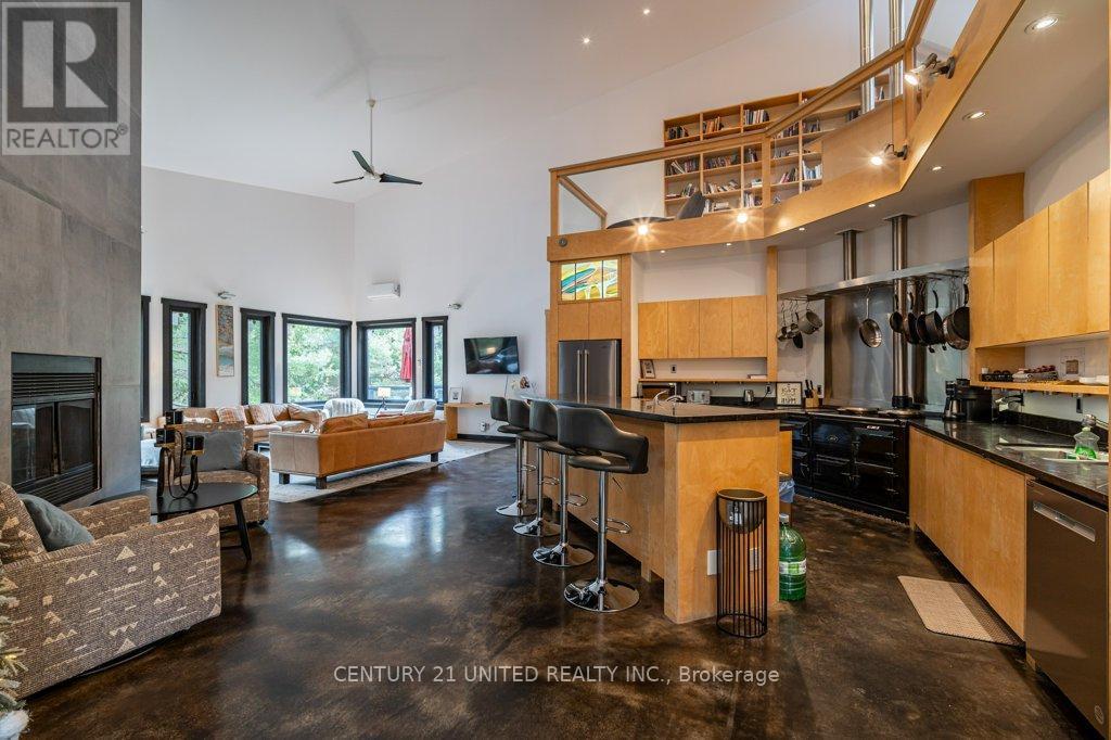 1080 Clydesdale Road, North Kawartha, Ontario  K0L 1A0 - Photo 11 - X12523180