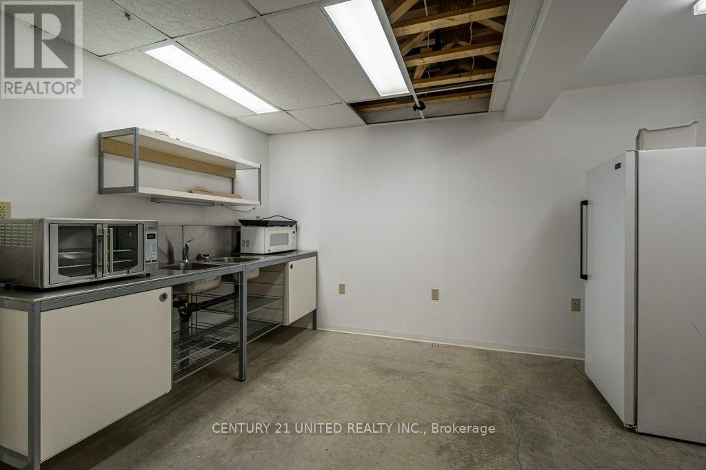 1080 Clydesdale Road, North Kawartha, Ontario  K0L 1A0 - Photo 37 - X12523180