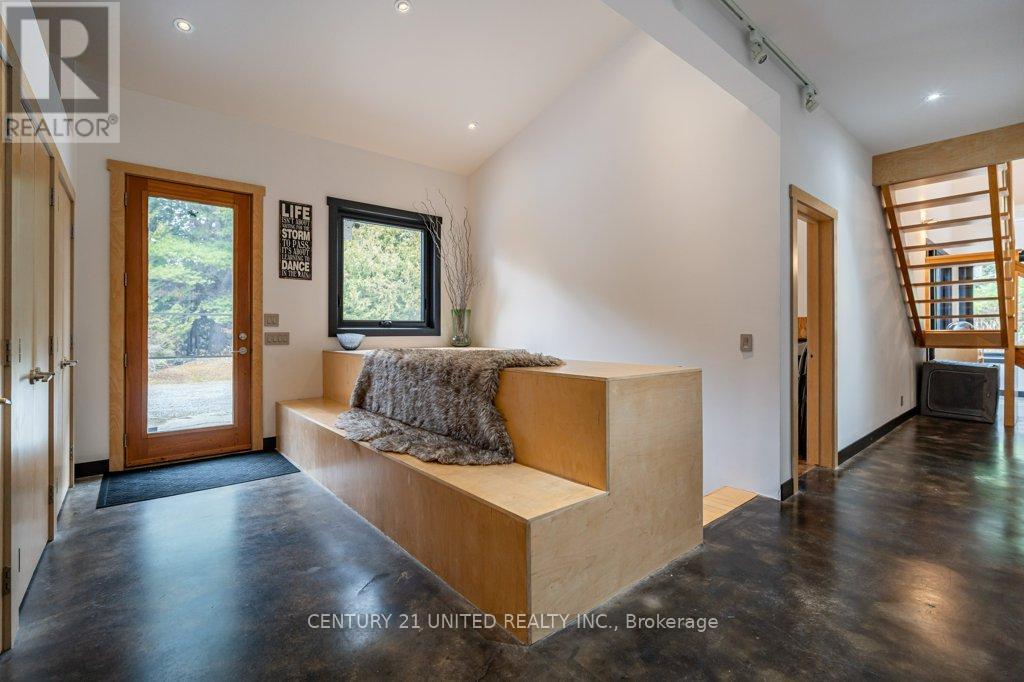 1080 Clydesdale Road, North Kawartha, Ontario  K0L 1A0 - Photo 5 - X12523180