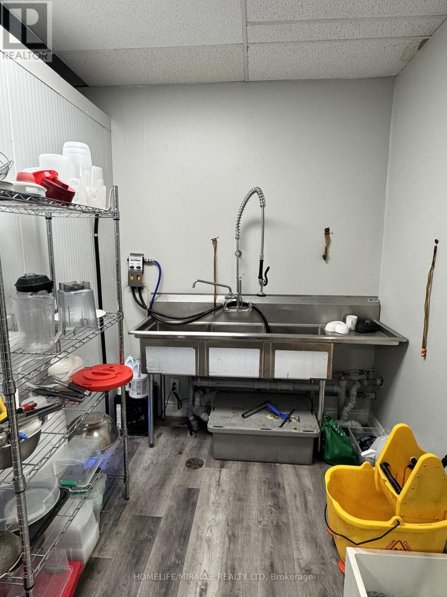 14b - 871-875 Chemong Road, Peterborough (Northcrest Ward 5), Ontario  K9H 5Z5 - Photo 5 - X12523084