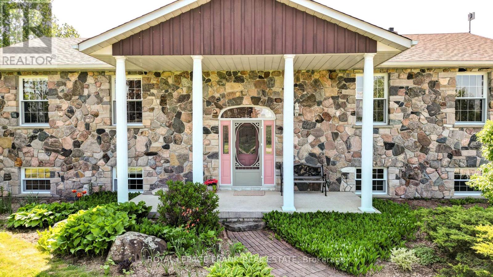 3071 5th Line E, Trent Hills (Campbellford), Ontario  K0L 1L0 - Photo 2 - X12523528