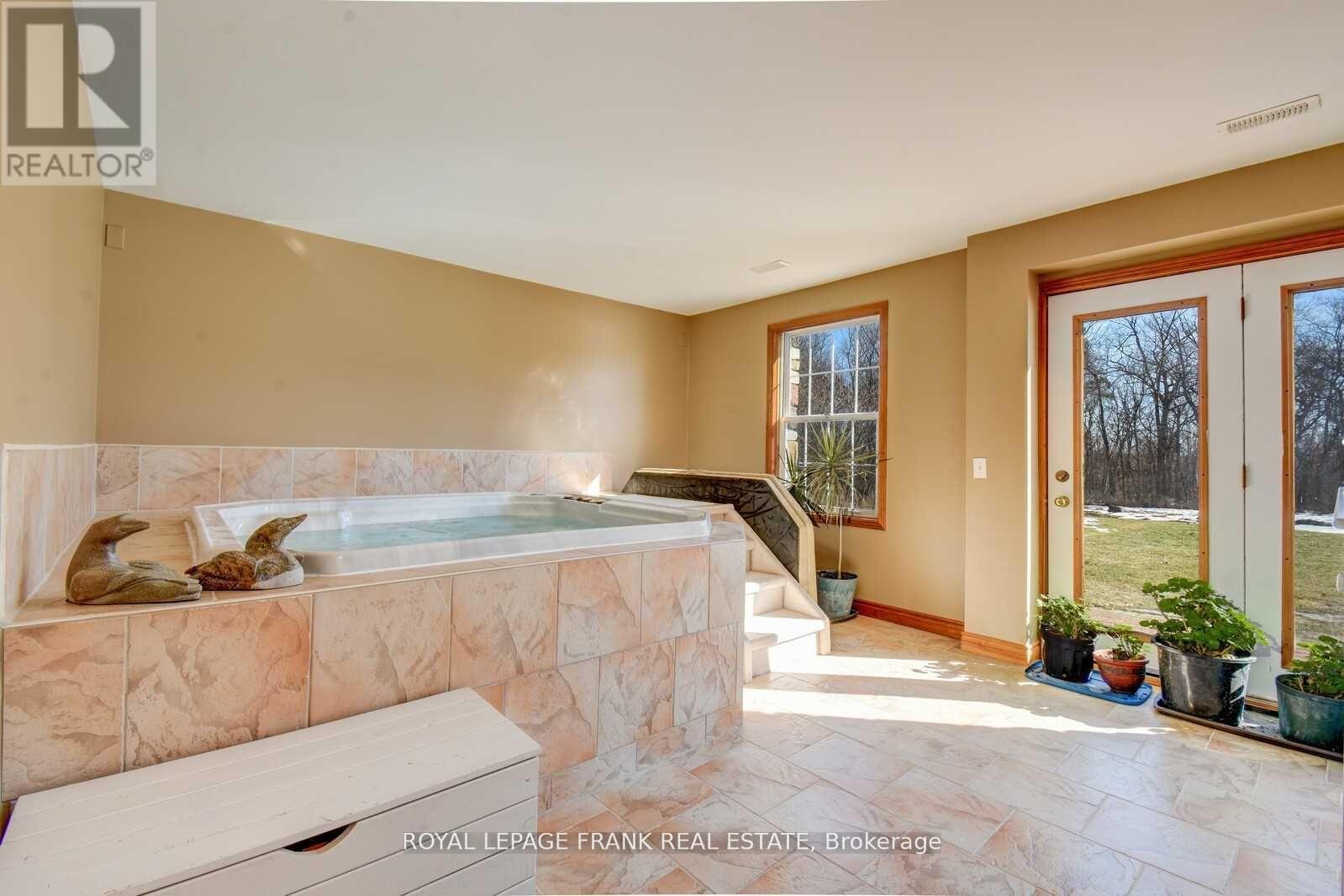 3071 5th Line E, Trent Hills (Campbellford), Ontario  K0L 1L0 - Photo 29 - X12523528