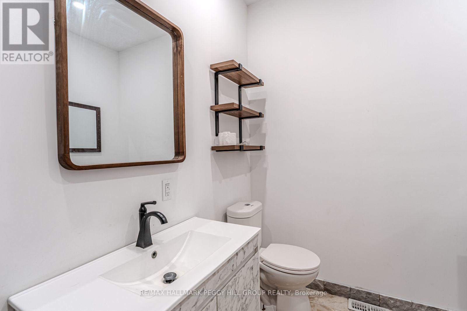 24b Buck Hill Road, Hastings Highlands (Monteagle Ward), Ontario  K0L 1C0 - Photo 12 - X12523358