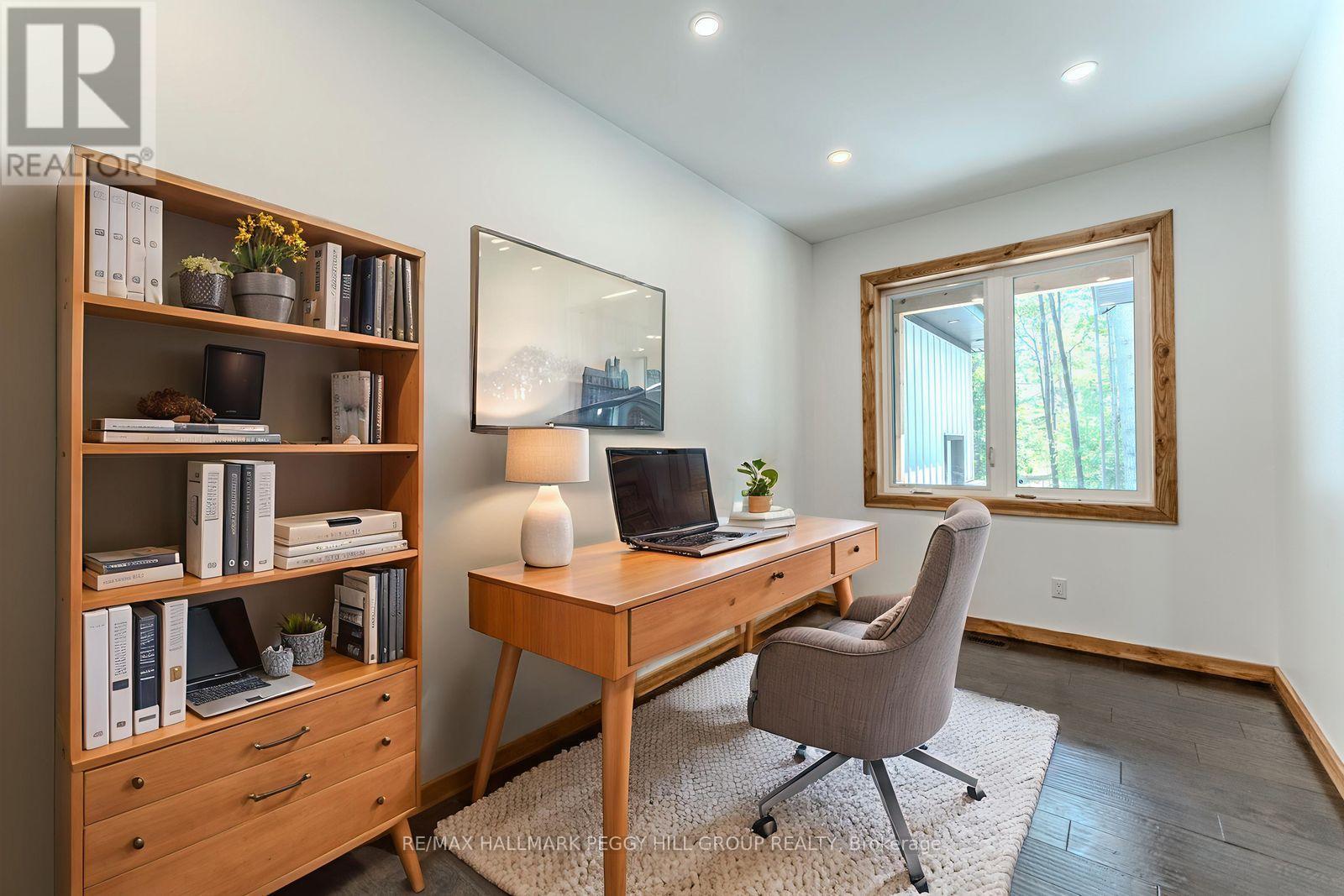 24b Buck Hill Road, Hastings Highlands (Monteagle Ward), Ontario  K0L 1C0 - Photo 6 - X12523358