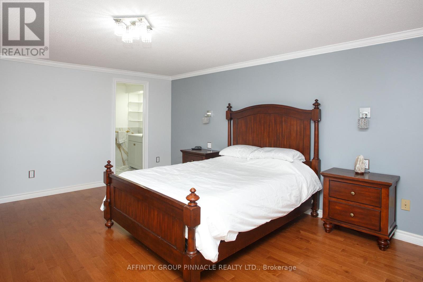 37 Parkway Avenue, Kawartha Lakes (Lindsay), Ontario  K9V 5J7 - Photo 30 - X12523914