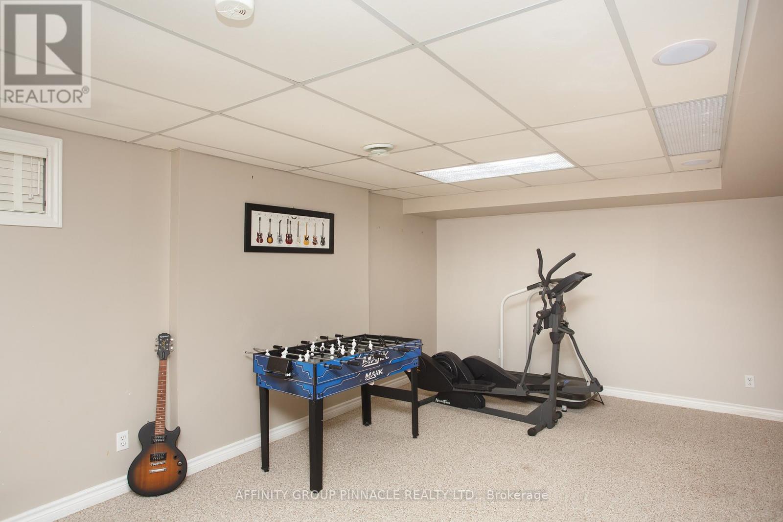 37 Parkway Avenue, Kawartha Lakes (Lindsay), Ontario  K9V 5J7 - Photo 35 - X12523914