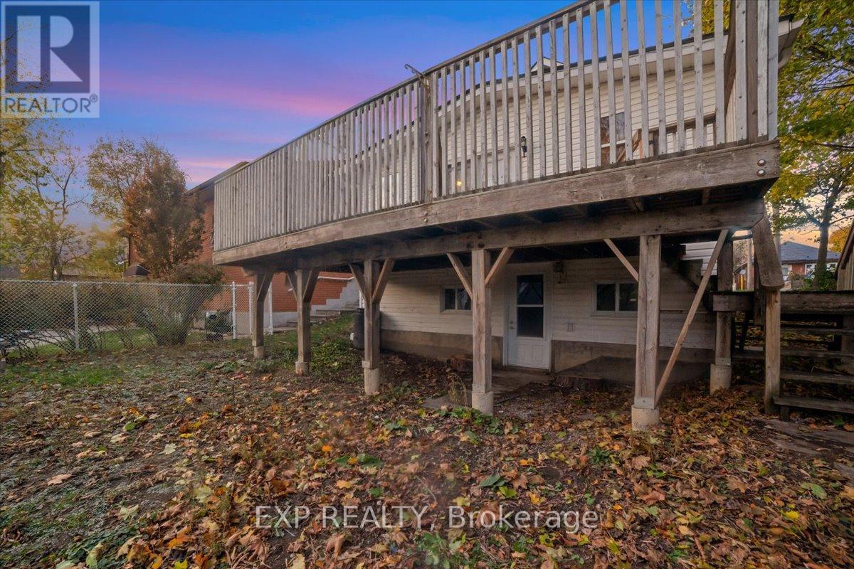 611 Romaine Street N, Peterborough (Otonabee Ward 1), Ontario  K9J 2E5 - Photo 7 - X12525062