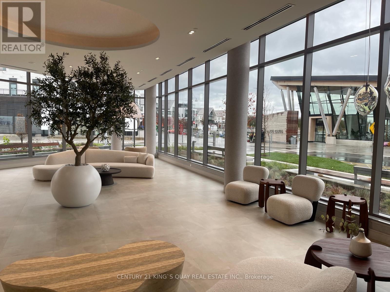 211 - 333 Sunseeker Avenue, Innisfil, Ontario  K9V 0R6 - Photo 2 - N12525056