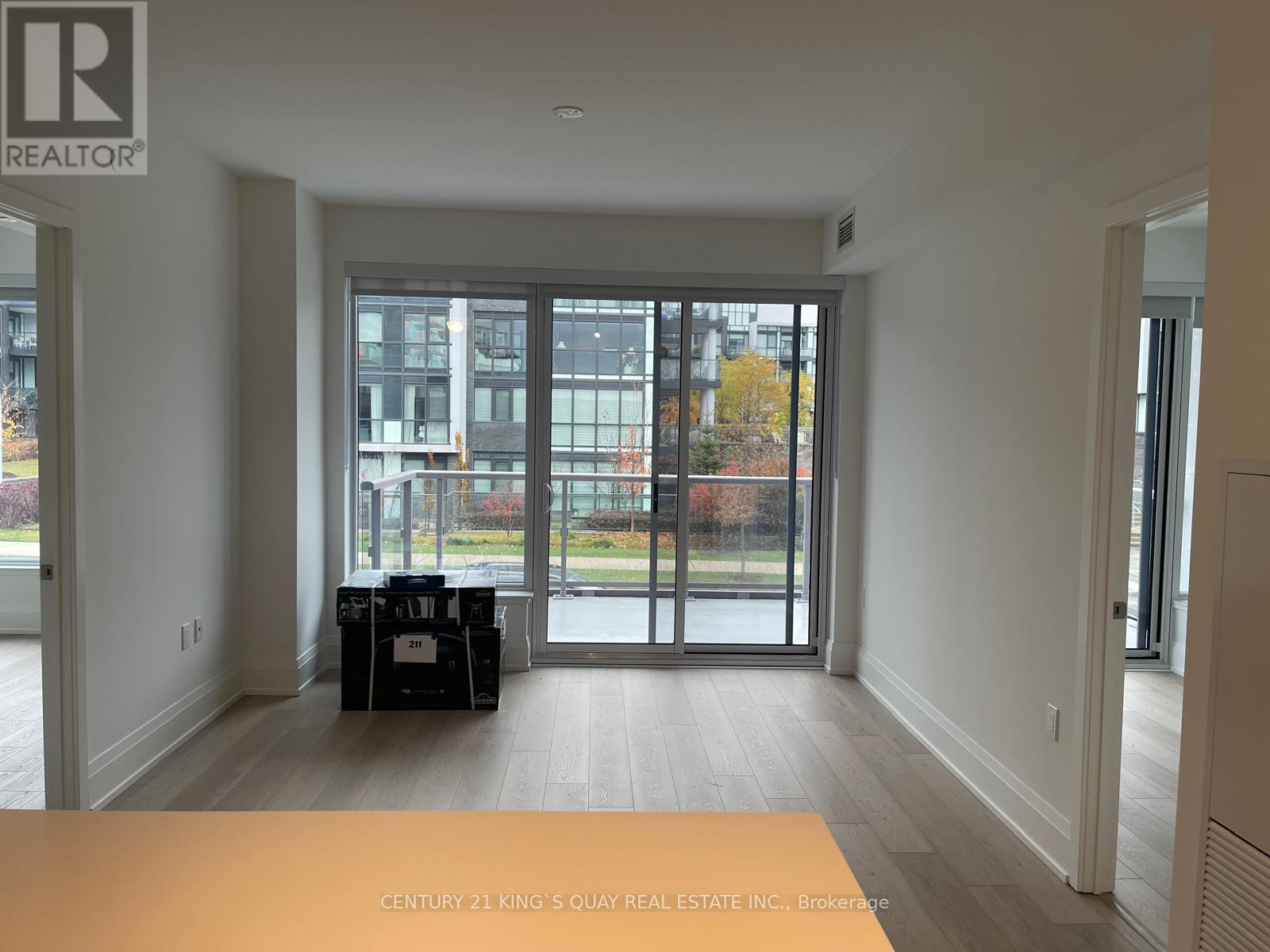 211 - 333 Sunseeker Avenue, Innisfil, Ontario  K9V 0R6 - Photo 20 - N12525056