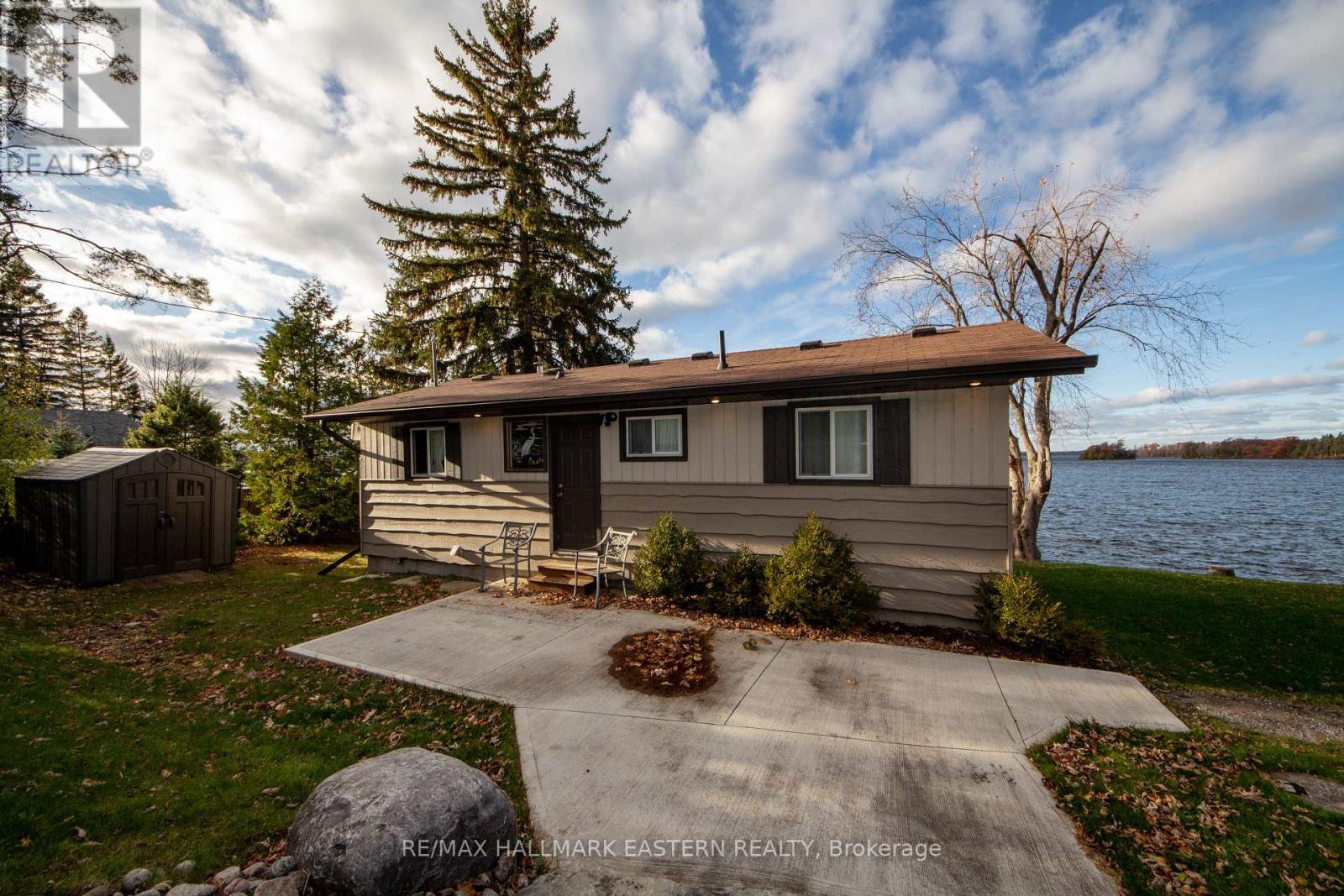 67 Lakeshore Boulevard, Selwyn, Ontario  K0L 1T0 - Photo 2 - X12525144