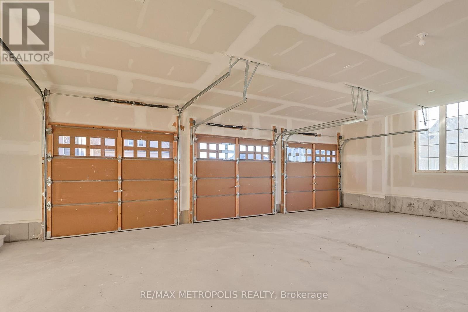 35 - 108 Golden Meadows Drive, Otonabee-South Monaghan, Ontario  K9J 0K8 - Photo 41 - X12526780