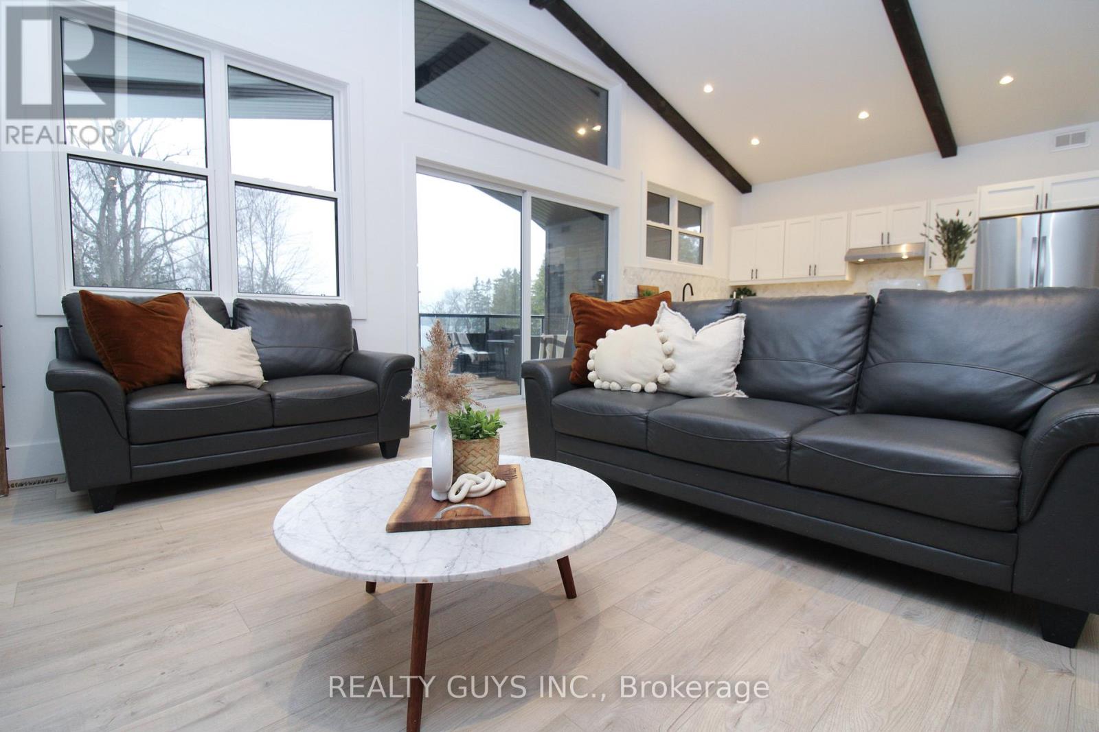 2 Ivy Street, Kawartha Lakes (Omemee), Ontario  K0L 2W0 - Photo 11 - X12527440