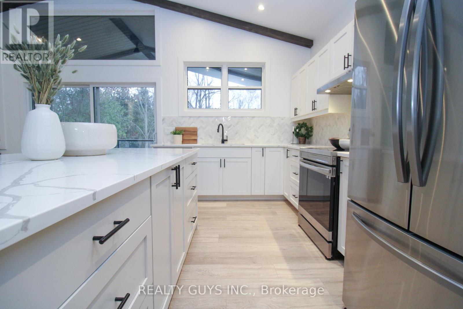 2 Ivy Street, Kawartha Lakes (Omemee), Ontario  K0L 2W0 - Photo 14 - X12527440