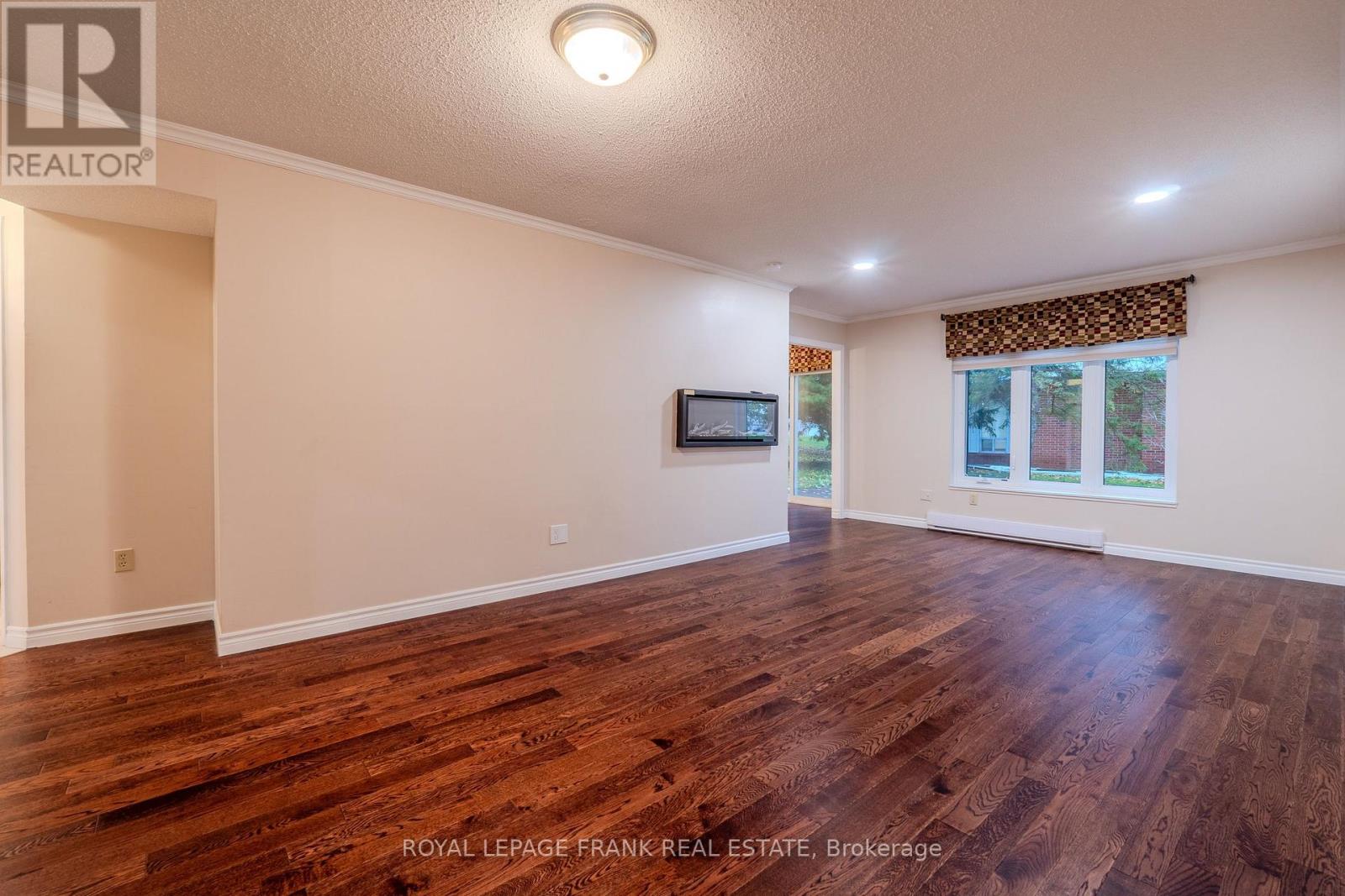 112 - 2 Heritage Way, Kawartha Lakes (Lindsay), Ontario  K9V 5P5 - Photo 12 - X12527492