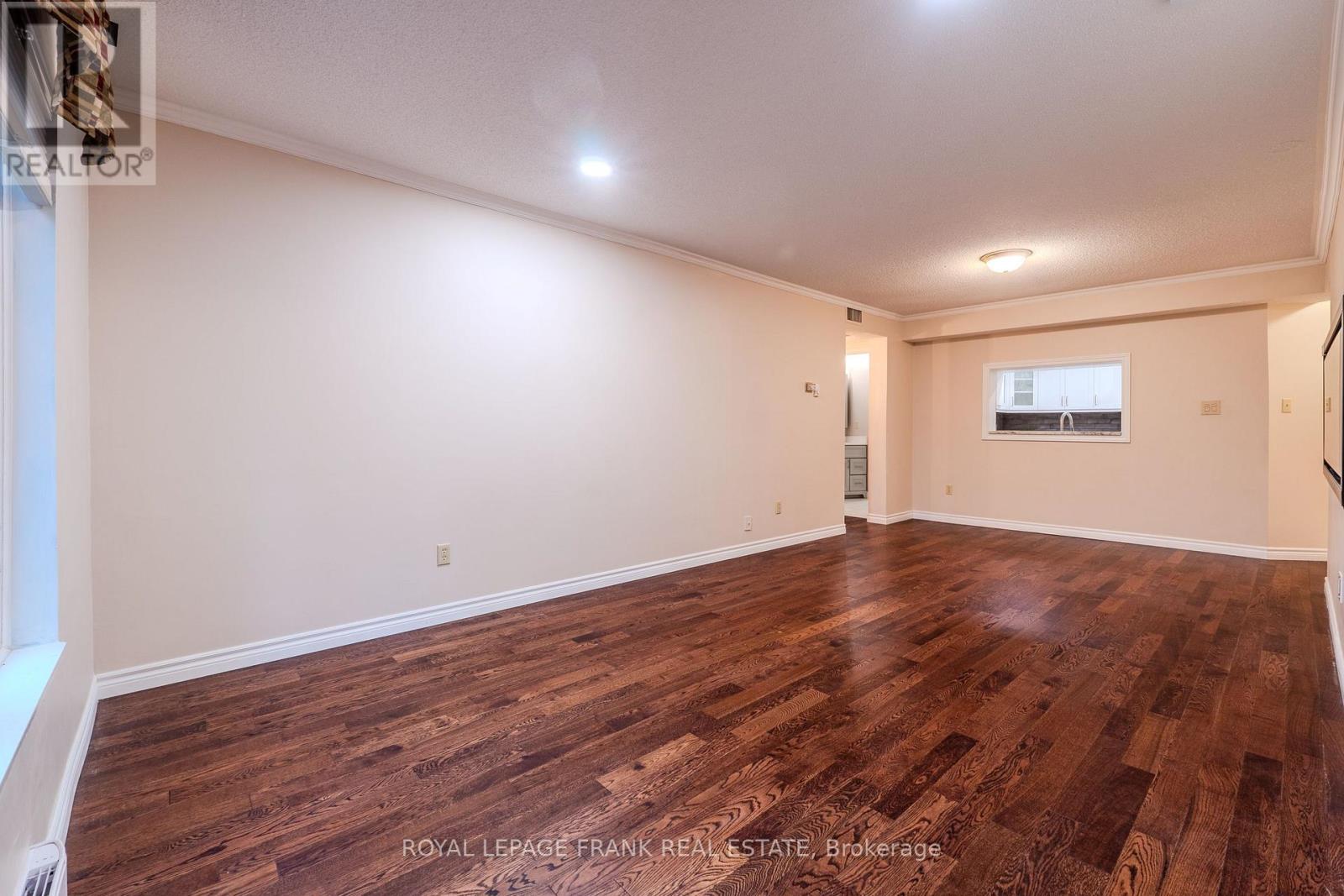 112 - 2 Heritage Way, Kawartha Lakes (Lindsay), Ontario  K9V 5P5 - Photo 14 - X12527492