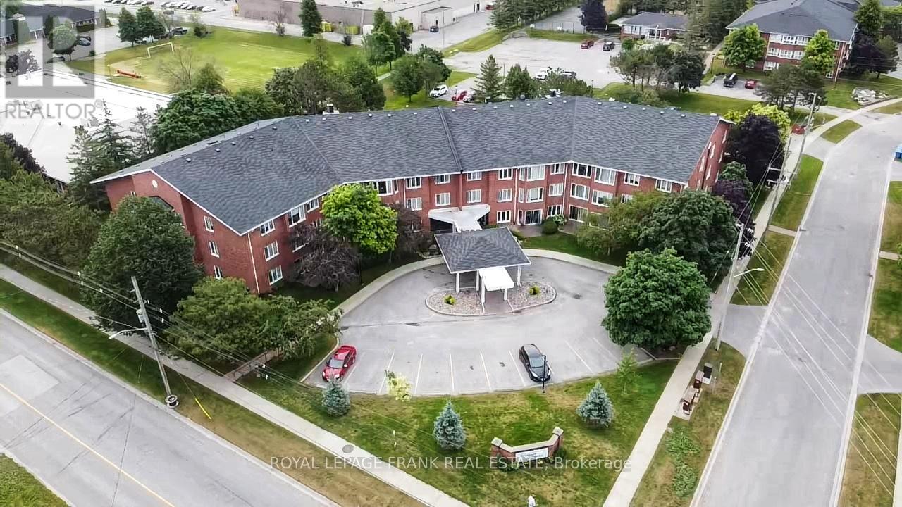 112 - 2 Heritage Way, Kawartha Lakes (Lindsay), Ontario  K9V 5P5 - Photo 49 - X12527492