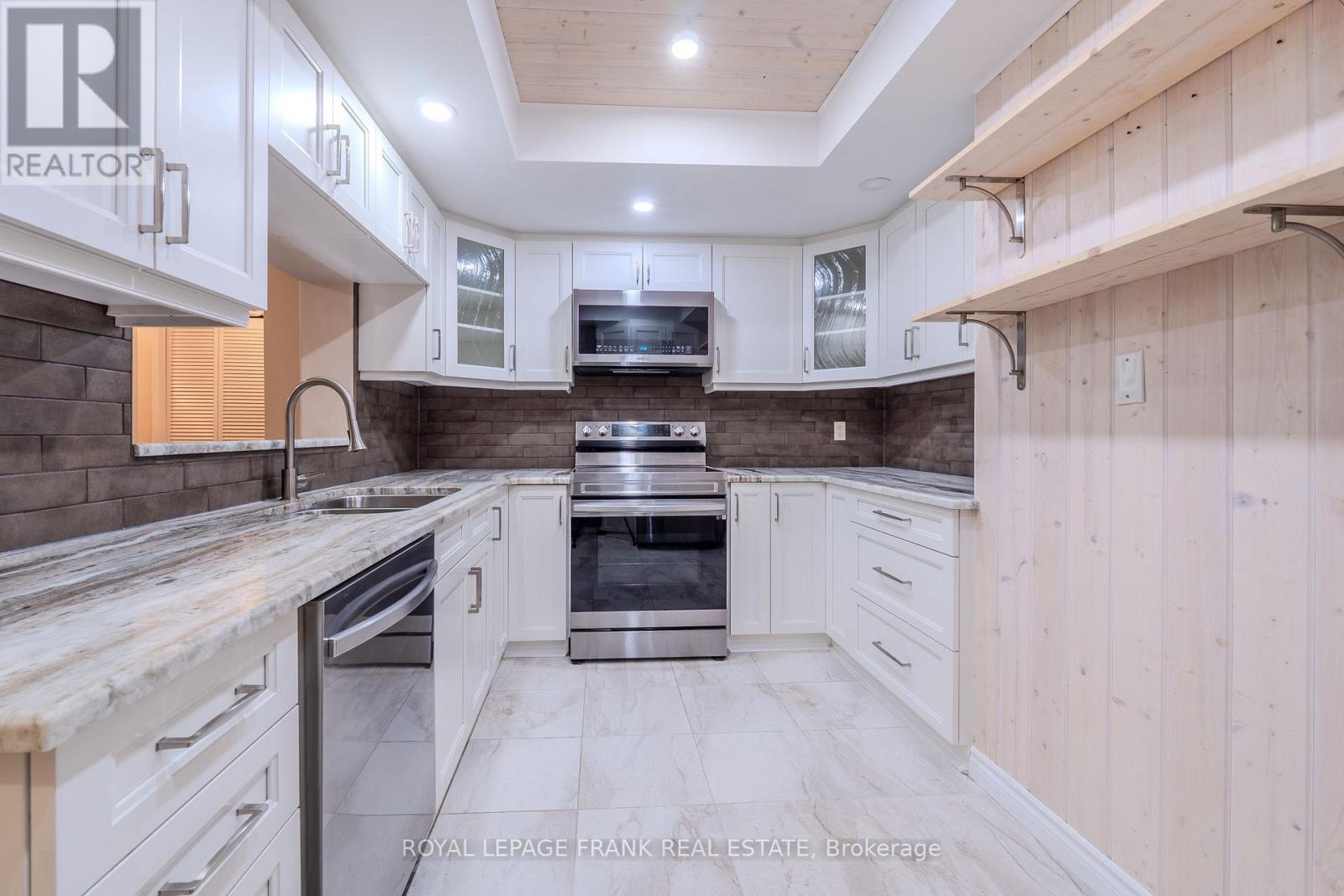 112 - 2 Heritage Way, Kawartha Lakes (Lindsay), Ontario  K9V 5P5 - Photo 9 - X12527492