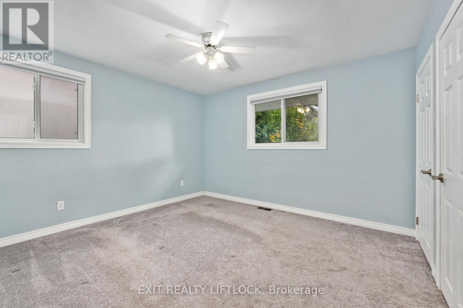 1252 Royal Drive, Peterborough (Northcrest Ward 5), Ontario  K9H 6R5 - Photo 12 - X12527598