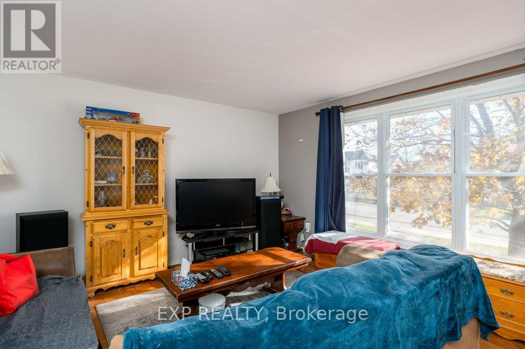 62 Kent Street, Trent Hills (Campbellford), Ontario  K0L 1L0 - Photo 6 - X12527884