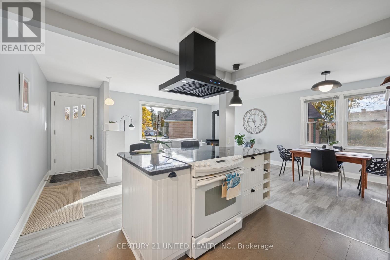 821 Schneider Place, Peterborough (Northcrest Ward 5), Ontario  K9H 5S6 - Photo 12 - X12527954