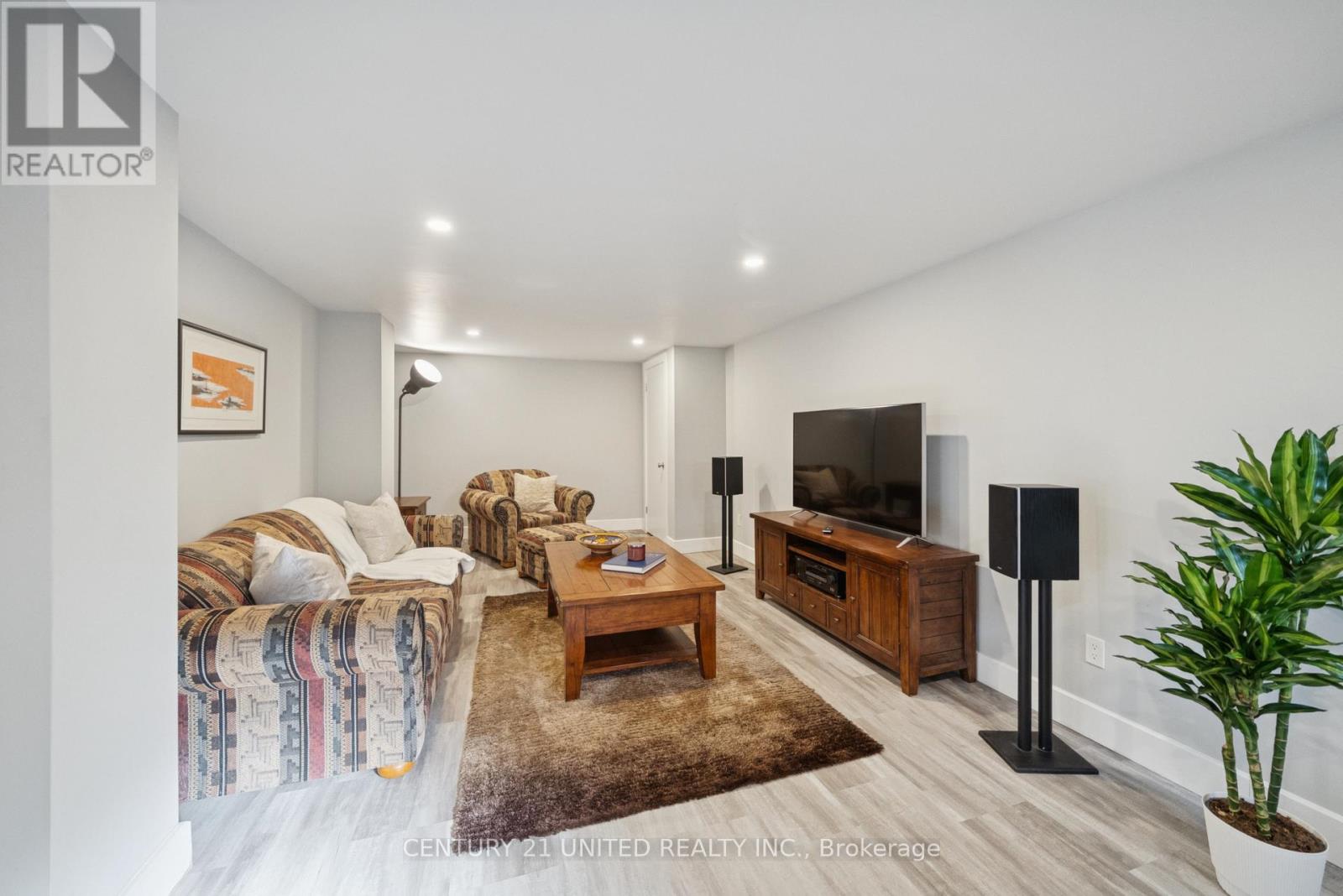 821 Schneider Place, Peterborough (Northcrest Ward 5), Ontario  K9H 5S6 - Photo 25 - X12527954