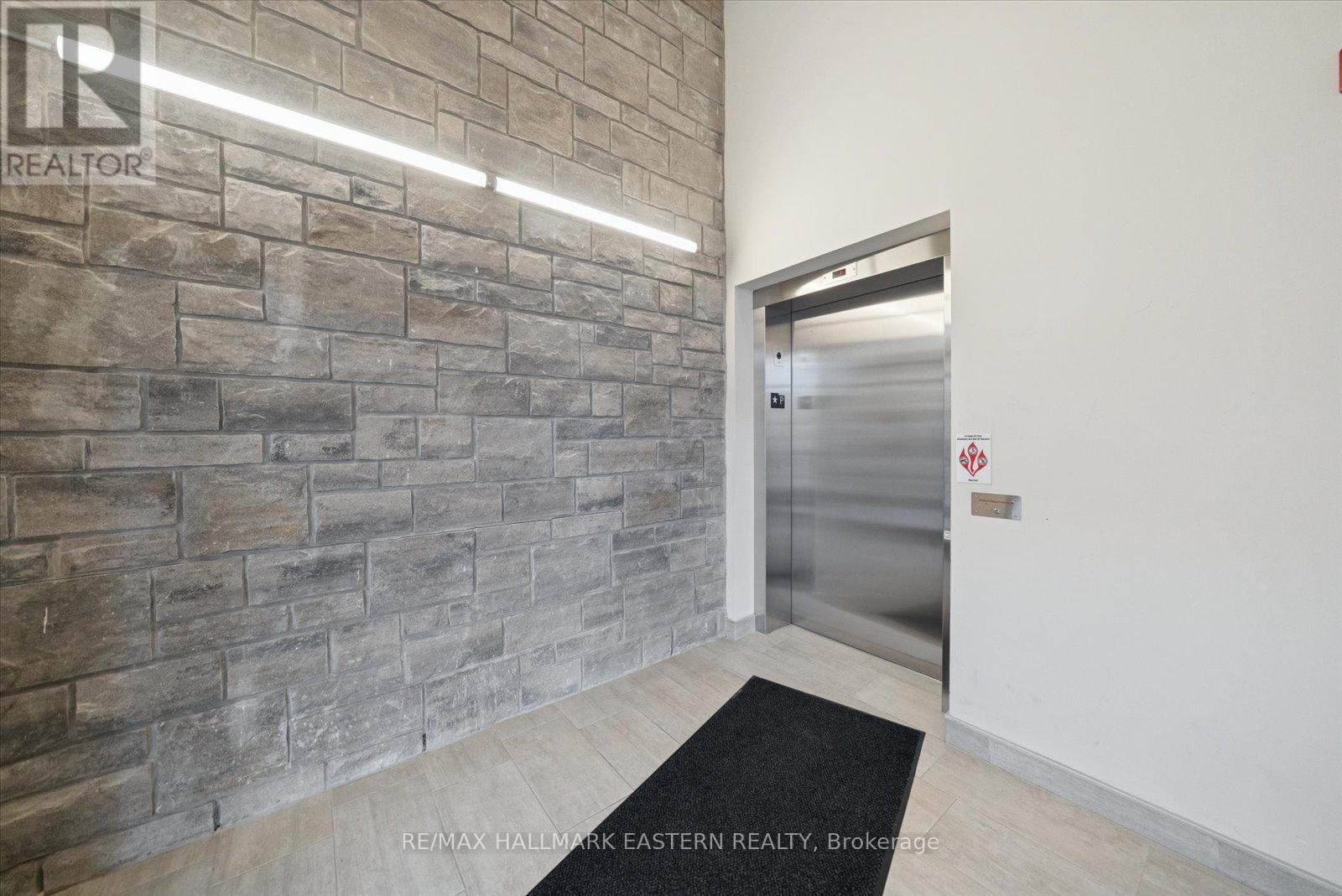 #106 - 340 Florence Drive, Peterborough (Monaghan Ward 2), Ontario  K9J 0K4 - Photo 5 - X12528418