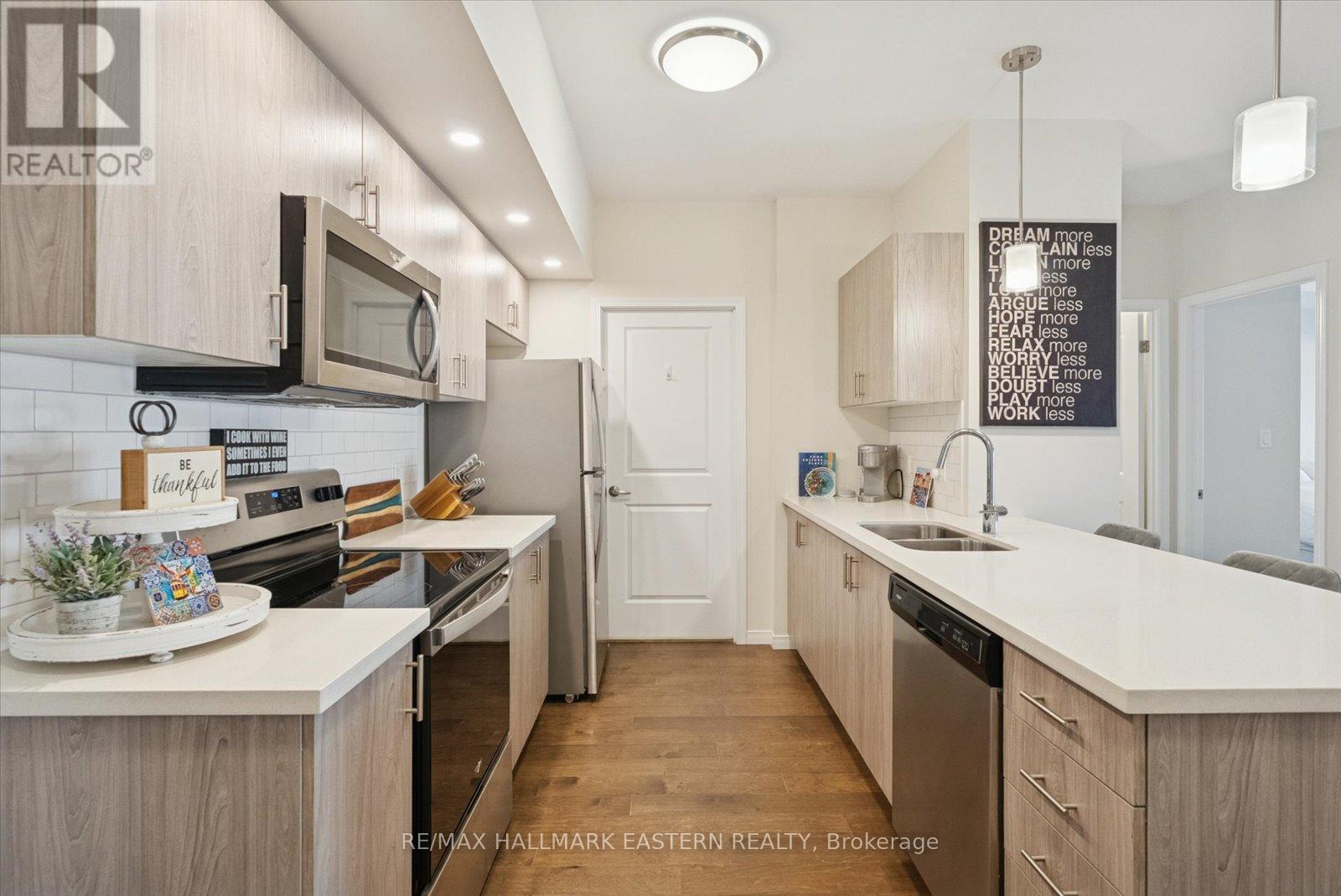 #106 - 340 Florence Drive, Peterborough (Monaghan Ward 2), Ontario  K9J 0K4 - Photo 8 - X12528418