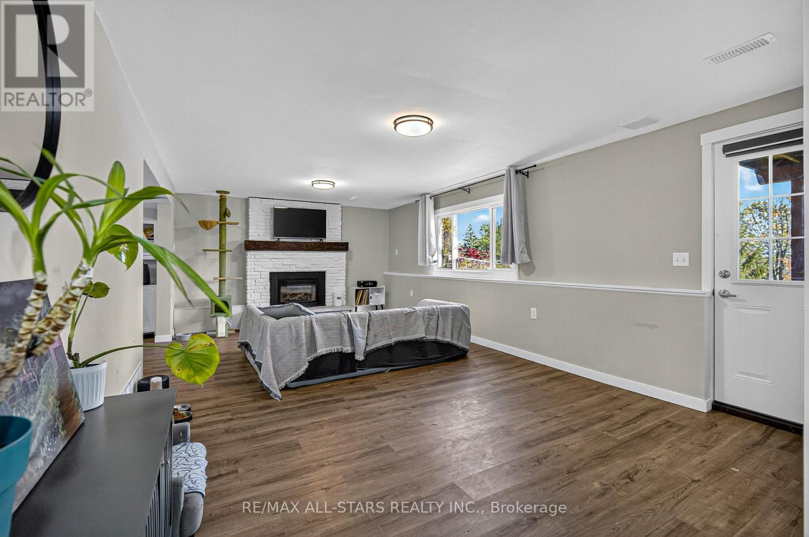 1565 Cherryhill Road, Peterborough (Monaghan Ward 2), Ontario  K9K 1A7 - Photo 17 - X12528604