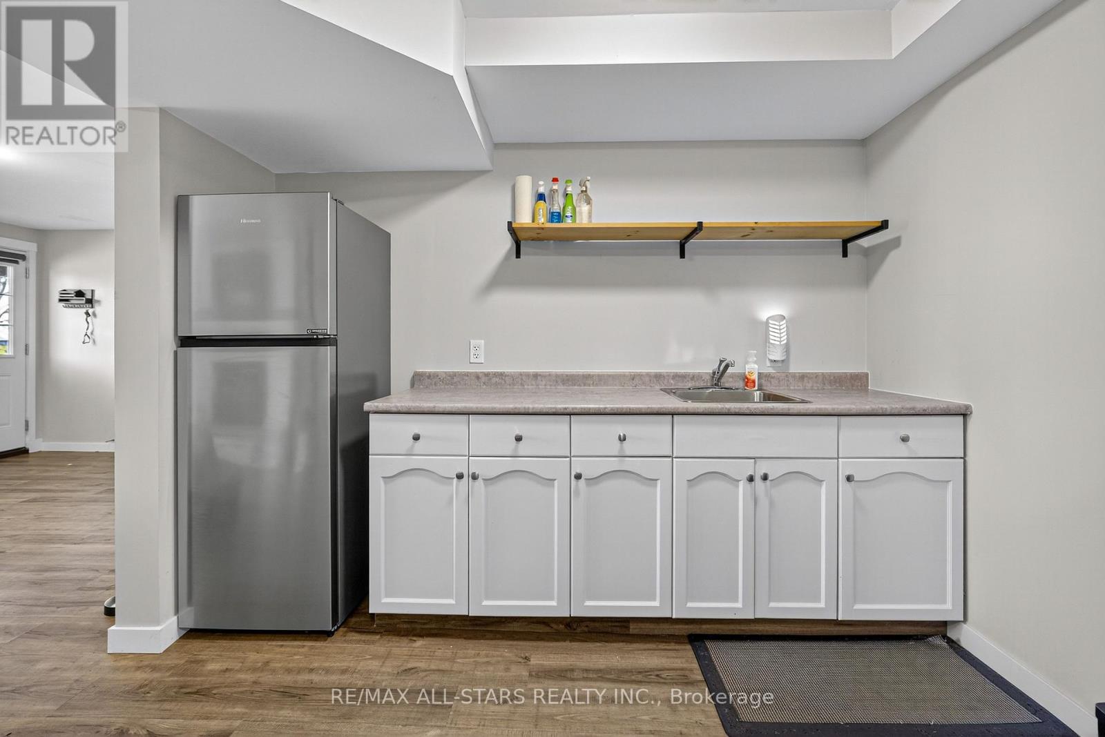 1565 Cherryhill Road, Peterborough (Monaghan Ward 2), Ontario  K9K 1A7 - Photo 21 - X12528604