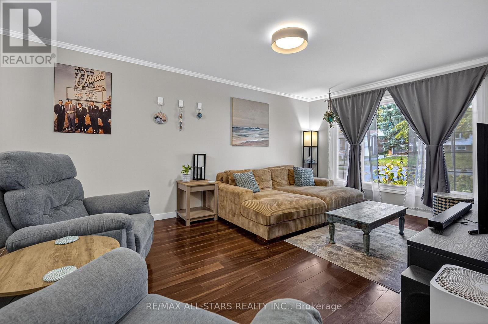 1565 Cherryhill Road, Peterborough (Monaghan Ward 2), Ontario  K9K 1A7 - Photo 5 - X12528604