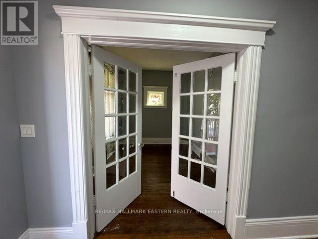 Unit 2 - 293 Dalhousie Street, Peterborough (Town Ward 3), Ontario  K9J 2M6 - Photo 3 - X12528656