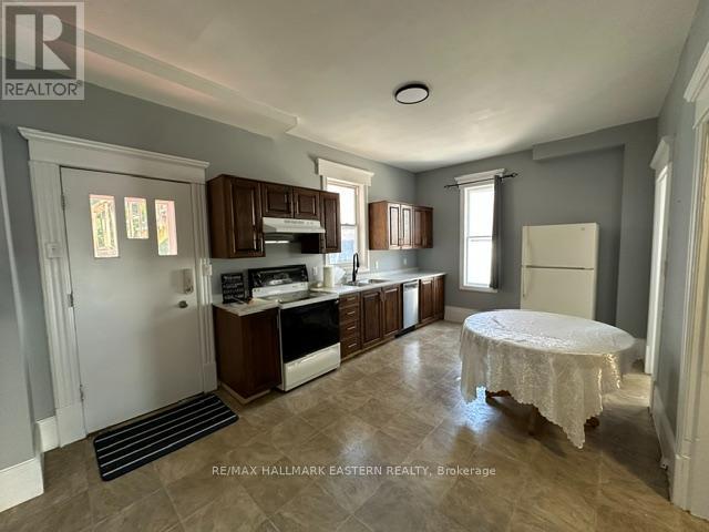 Unit 1 - 293 Dalhousie Street, Peterborough (Town Ward 3), Ontario  K9J 2M6 - Photo 2 - X12529356