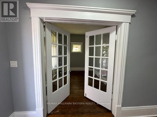 Unit 1 - 293 Dalhousie Street, Peterborough (Town Ward 3), Ontario  K9J 2M6 - Photo 4 - X12529356