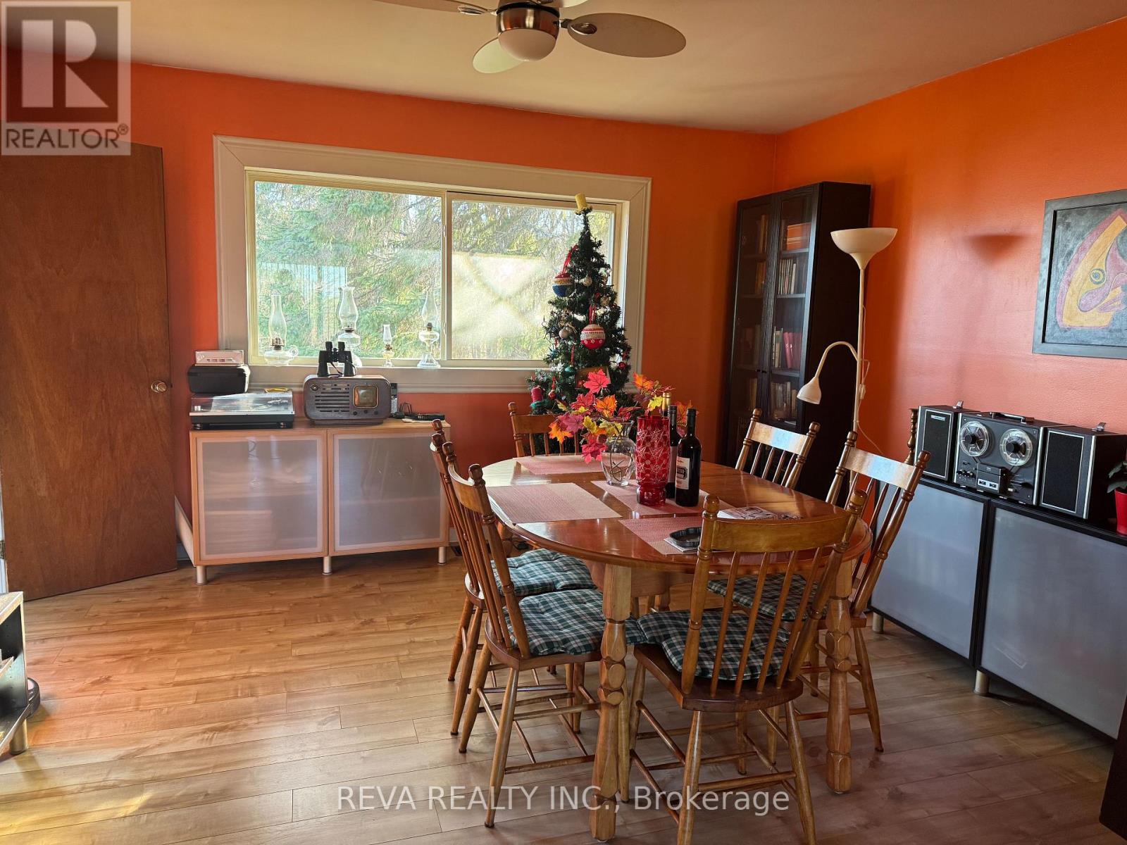 139 Bridge Street W, Bancroft (Bancroft Ward), Ontario  K0L 1C0 - Photo 3 - X12529556